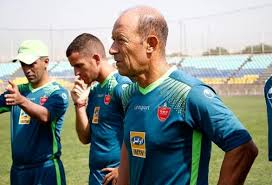 جذب مهاجم از اهمیت بالایی برخوردار است
