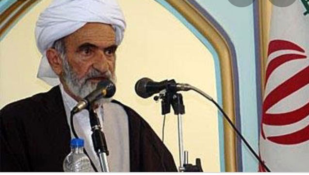 امام جمعه سنندج: اعتماد بر کمک های آمریکا اشتباه و موجب ناامیدی است