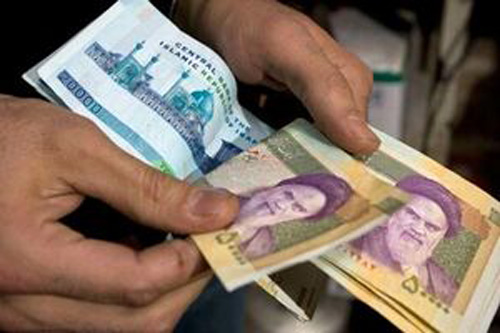اقشار کم درآمد از  بسته «کمک معیشتی» دولت جامانده اند