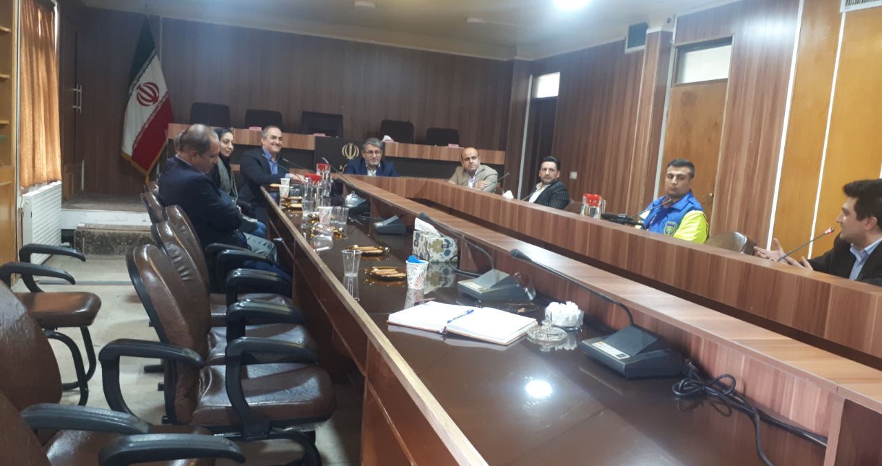 برگزاری جلسه هم اندیشی در سالن اجتماعات فرمانداری