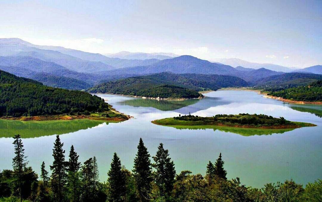 طبیعت بسیار زیبا و برفی سد لفور