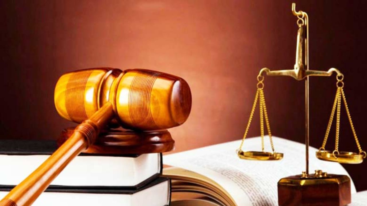 رئیس کانون وکلا : وکلا در اولویت دریافت واکسن کرونا قرار گیرند
